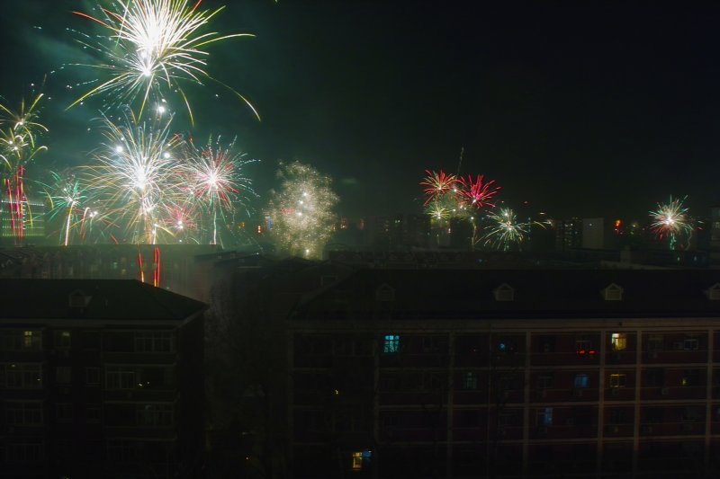 Feuerwerk zum Frühlingsfest (Chinesisches Neujahr) - Chun Jie