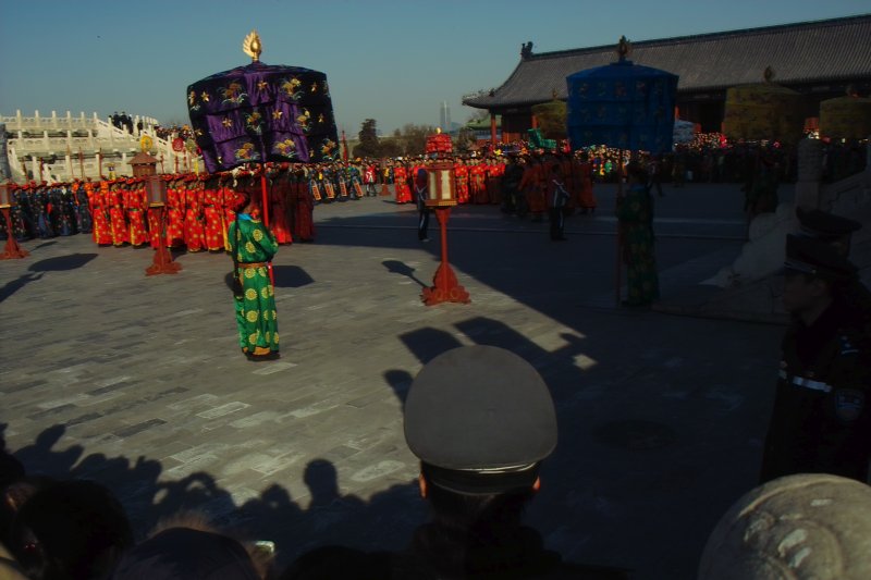 Ernteopfer durch Kaiser von China zur Kulturwoche des Himmeltempels