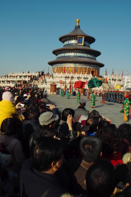 Ernteopfer durch Kaiser von China zur Kulturwoche des Himmeltempels