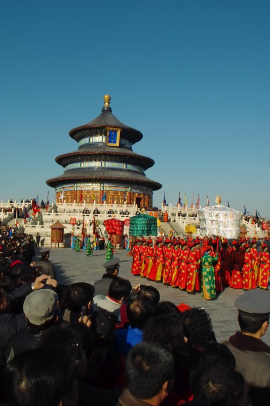 Ernteopfer durch Kaiser von China zur Kulturwoche des Himmeltempels