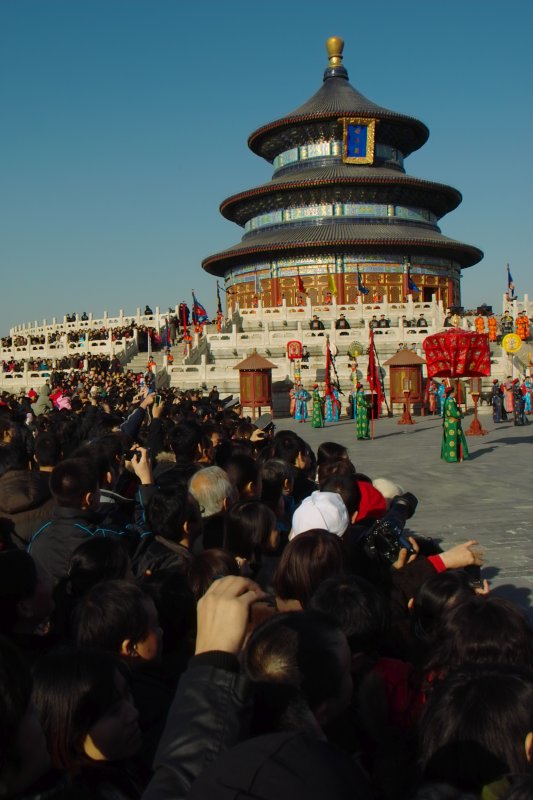 Ernteopfer durch Kaiser von China zur Kulturwoche des Himmeltempels