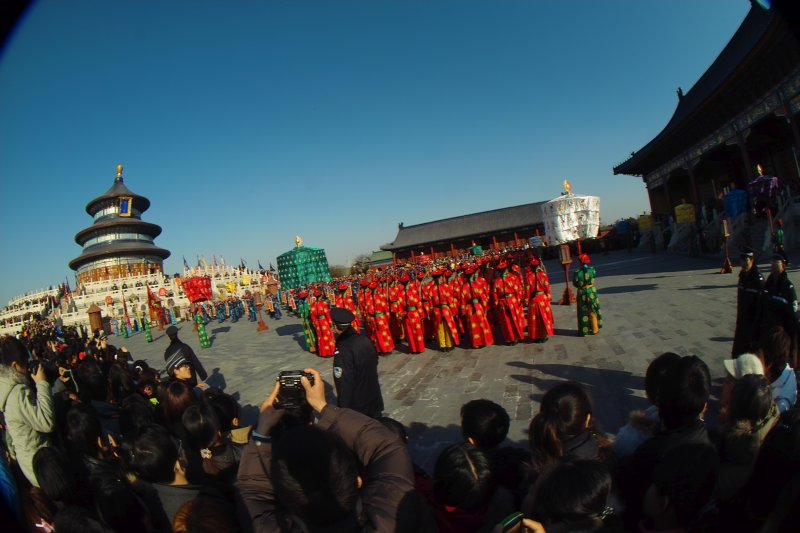 Ernteopfer durch Kaiser von China zur Kulturwoche des Himmeltempels