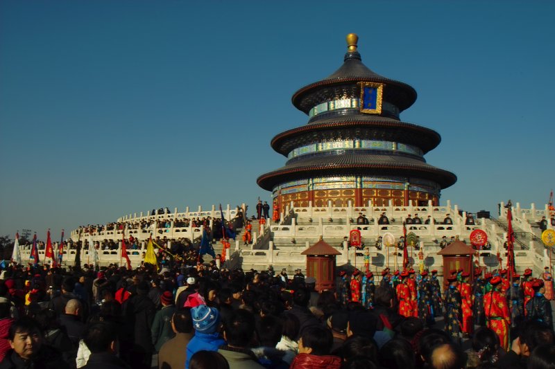 Ernteopfer durch Kaiser von China zur Kulturwoche des Himmeltempels