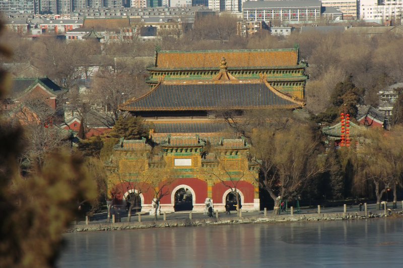 Weiße Pagode auf Jadeinsel im Beihai-Park