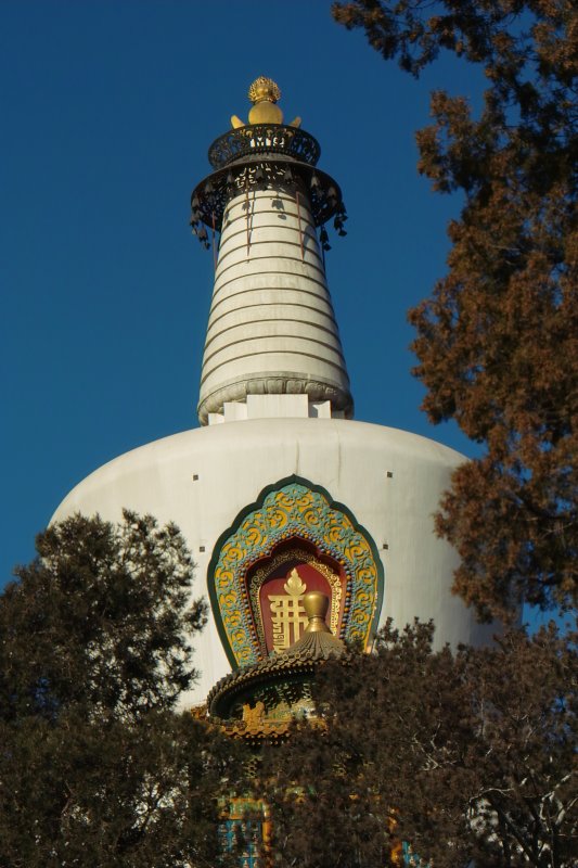 Weiße Pagode auf Jadeinsel im Beihai-Park